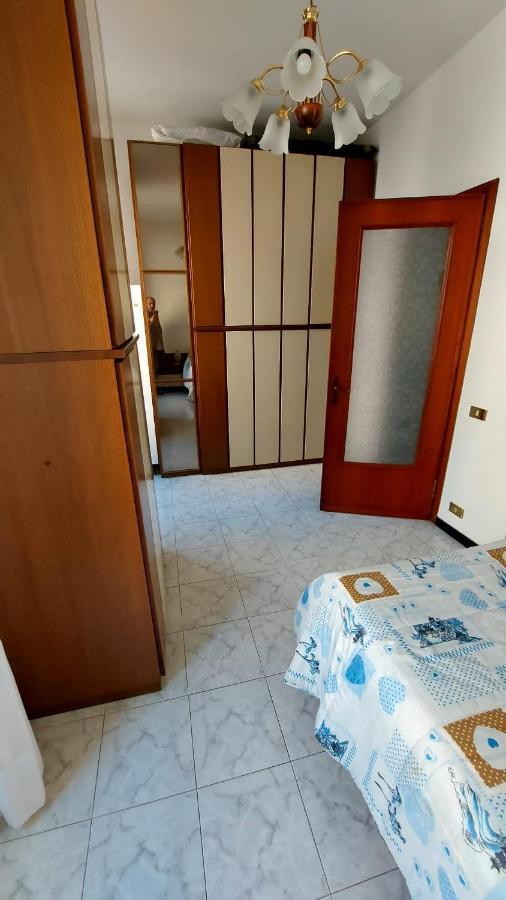 Via Donghi 23 Genua